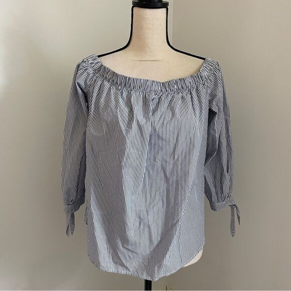 Blue Striped Off the Shoulder Preppy Blouse size Small Abercrombie & Fitch Shirt - Picture 1 of 11